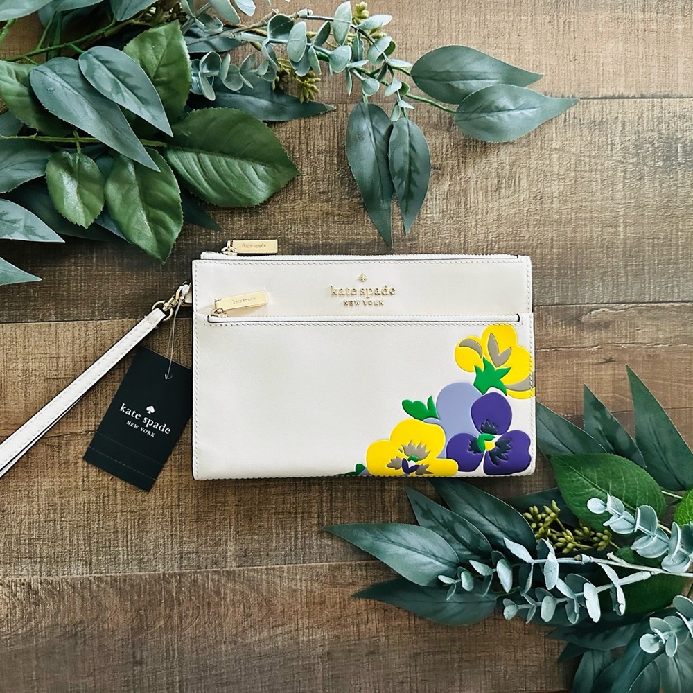 Kate Spade Wristlet - Floral Purse